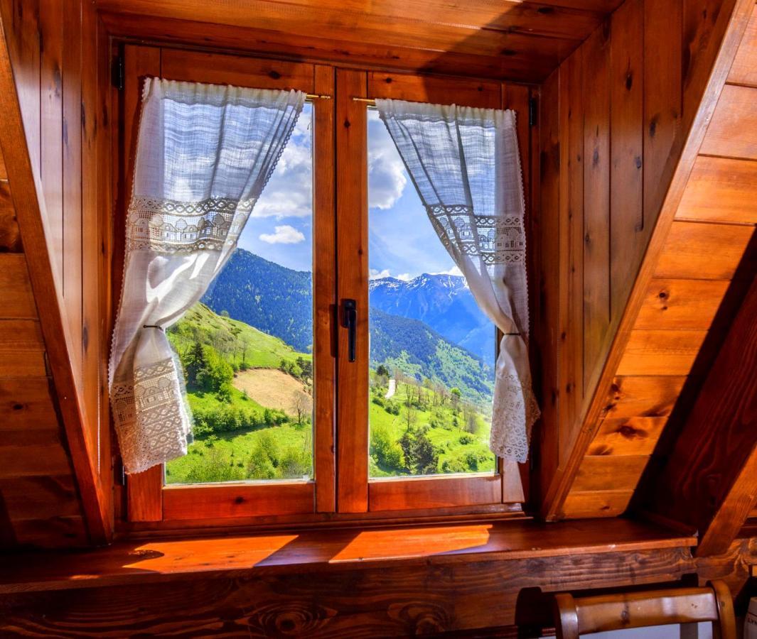 Apartamentos Aran Montcorbau Dış mekan fotoğraf