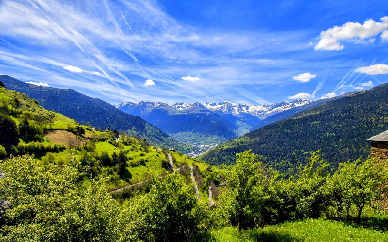 Apartamentos Aran Montcorbau Dış mekan fotoğraf