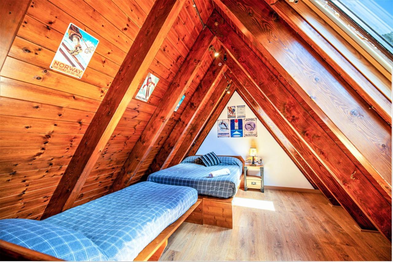 Apartamentos Aran Montcorbau Dış mekan fotoğraf
