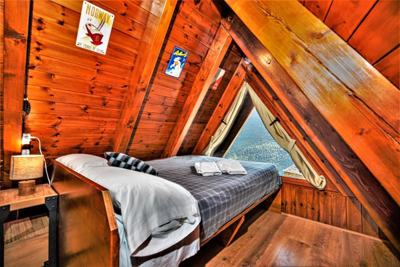 Apartamentos Aran Montcorbau Dış mekan fotoğraf