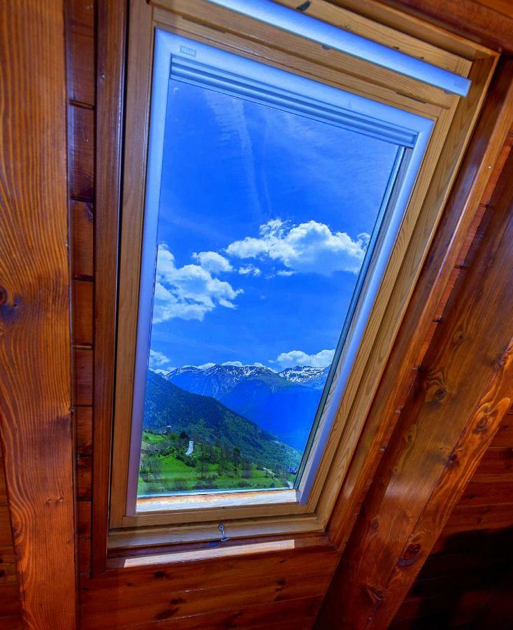 Apartamentos Aran Montcorbau Dış mekan fotoğraf